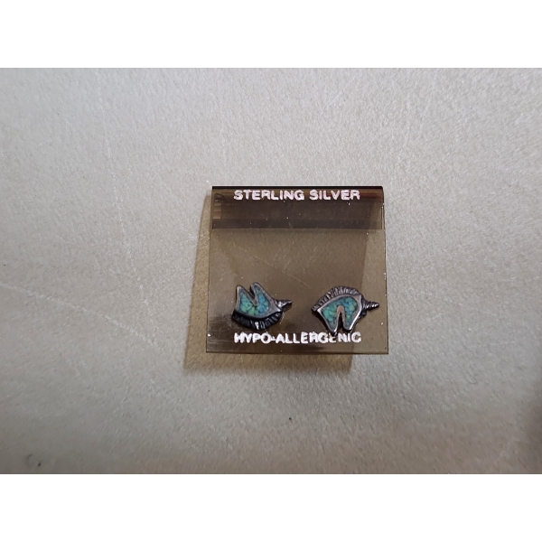 Sterling Silver Unicorn Stud Earrings Total Weight: 1.0g