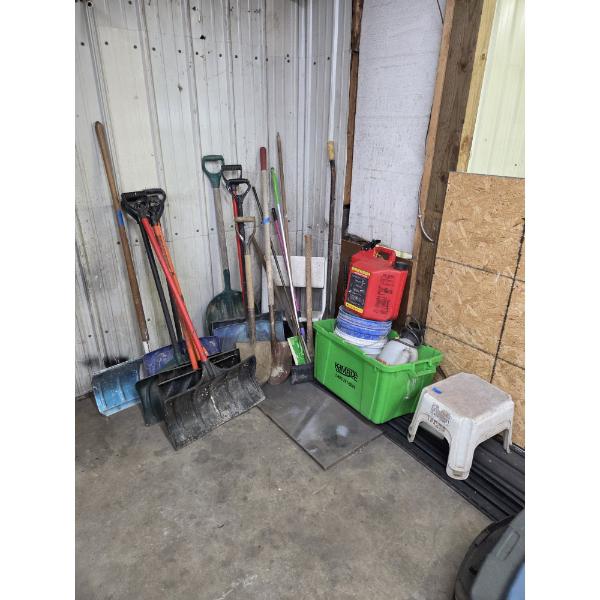 Pick Up Off Site- 115 Ely St. Alliance Oh. Large Group Of Shovels, Stools, Gas Can, Sprayer & More!
