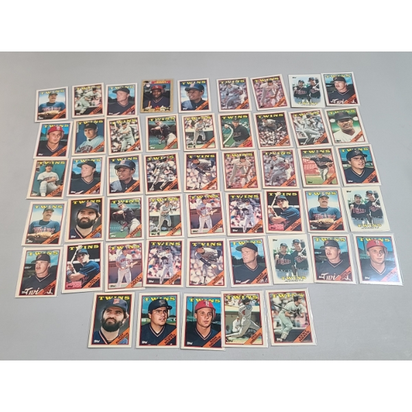 Assorted Tiffany Topps Twins Baseball Cards
