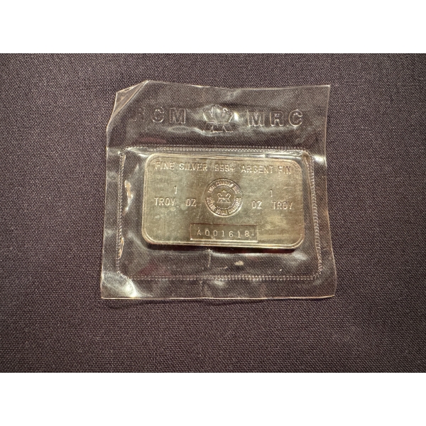 Royal Canadian Mint 1 Troy Oz .999 Fine Silver Bar Sealed - Mint Condition
