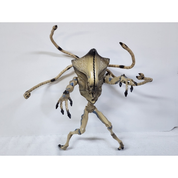 Vintage 1996 INDEPENDENCE DAY Alien Supreme Commander Toy ~ Still Makes Alien Sounds! 