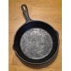 Image 1 : HTF # 5 CAST IRON SKILLET W / 3 NOTCH HEAT RING IN FANTASTIC CONDITION - SEE PICS