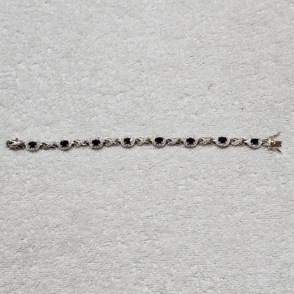 STUNNING!!! .925 Sterling Silver Gold-Tone Oval Sapphire Halo Bracelet With Diamond Chips - 7.5"