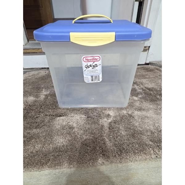 Plastic File Box With Rubber Kitchen Mats, Pot Holders, New Towels And Cocktail Napkins