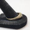 Image 2 : Stunning 14K Yellow Gold Ring With Intricate Engraved Details - Size 13 - Total Weight: 4.8g