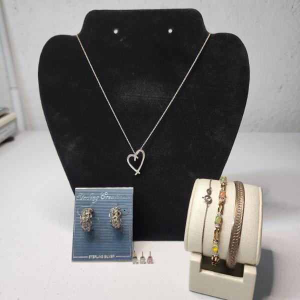 Nice Lot of Sterling Silver Jewelry Including Gorgeous Gold-Tone Opal Bracelet TW: 23.9g