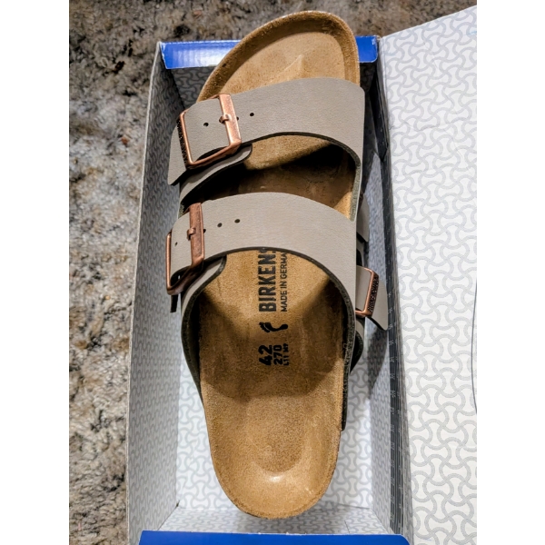 Soft Brown New Birkenstoks Size 42 (mens 9 or womans 10.5)