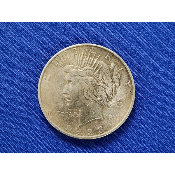 1923-D 90% Silver Peace Dollar 