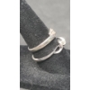 Image 3 : (2) Women's 10K White Gold Rings With Diamonds - Sizes 5.5 & 7 - Weight: 3.7g