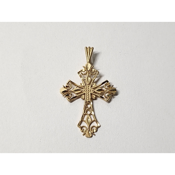 Stunning 14K Gold Detail Cross Pendant TW: 1.6g