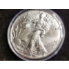 Image 2 : 1 Oz .999 Fine Silver 2018 American Eagle Round in Capsule Protector