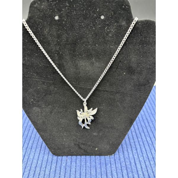 Gorgeous Unique Looking Costume Necklace - Floral Necklace