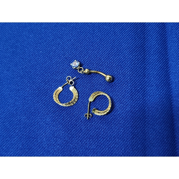 10K Yellow Gold Hoop Earrings and Belly-Button Ring With Light Blue Gemstone TW: 2.3g