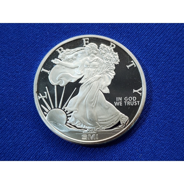 SMI American Eagle Design One Troy Ounce .999 Fine Silver Round