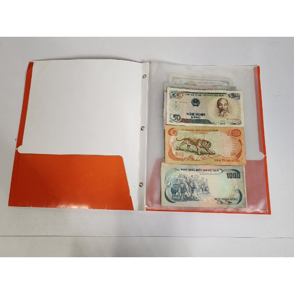 Assorted Foreign Paper Money - Vietnam - 12 Bills Total In Protective Sleeves