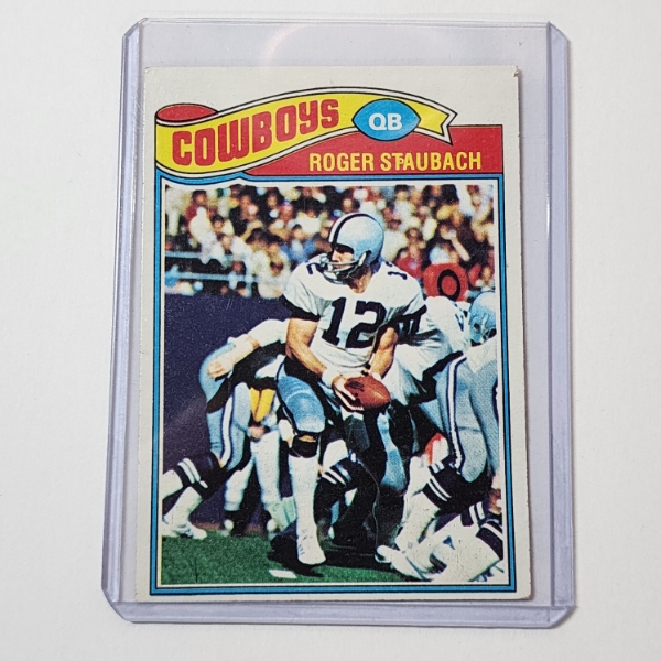 1977 Topps #45 Roger Staubach Dallas Cowboys Vintage Football Card in Holder
