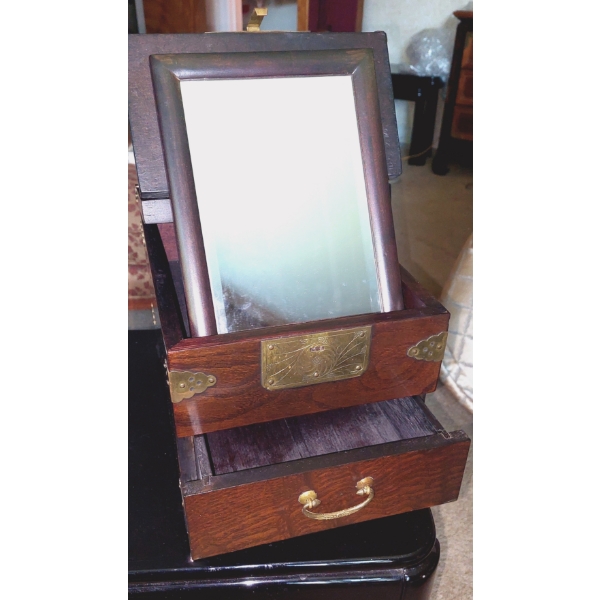 Japanese Small Jewelry Box 0r Shaving Box with Folding Mirror - See Pics