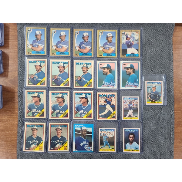 21 Assorted 1980's Topps Toronto Blue Jays Trading Cards - Near Mint 