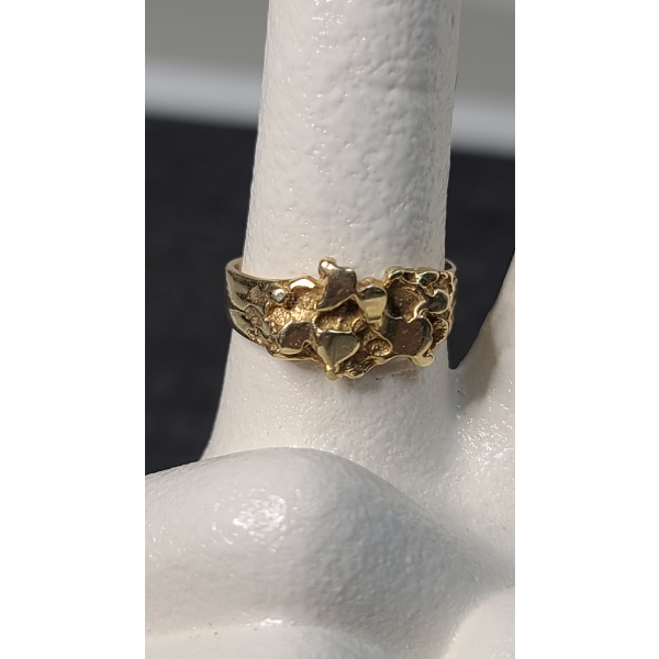 14K Gold Ring Weighing 4.8 Grams