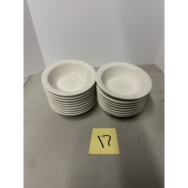 RESTAURANTEURS - Heavy Duty 6 1/2" Porcelain Bowls - 17 Count
