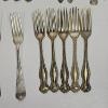 Image 9 : Silver-Plated 37-piece Vintage Flatware Set (2.8lbs)