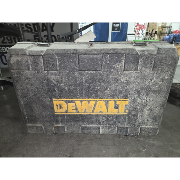 DeWalt Kit No Battery, Work As They Should!