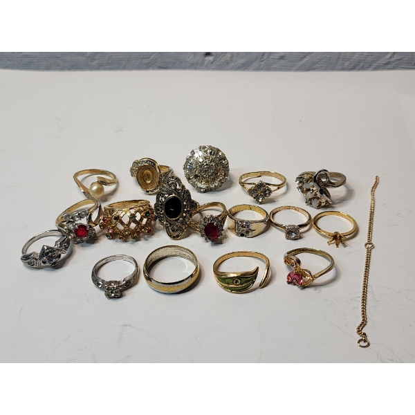 Assorted Sizes Costume Fashion Rings