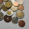 Image 4 : Lot of Assorted Foreign Coins: Canada, Euros, Spain, & More - See Photos!