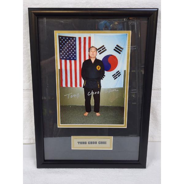 Hand Signed Late Tong Choo Choi Martial Art Grand Master Photograph in Nice Framed Display