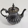 Image 5 : 5lb Collection of Vintage Silver-Plated Teapots and Hollowware