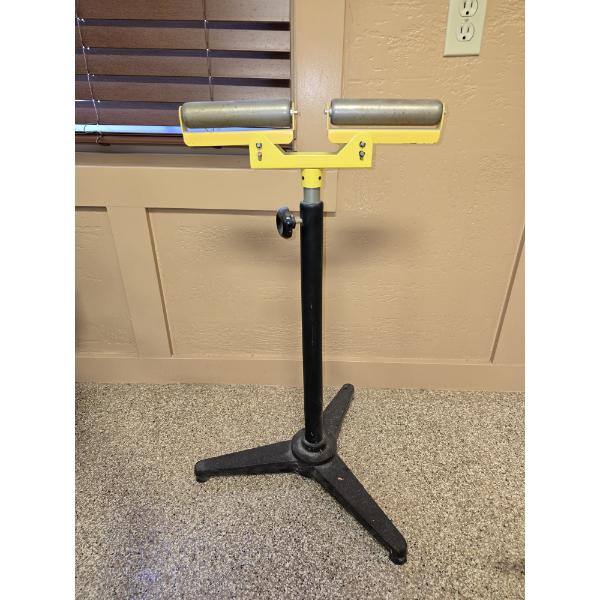 Adjustable Materials Handler - 14.25" Wide Roller