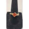 Image 1 : 14K Gold Ring With Princess-Cut Orange Stone & Clear Accent Stone - Size 7 - Weight: 5.1g