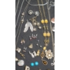 Image 3 : Large Lot Of Assorted Fashion Jewelry Pieces 