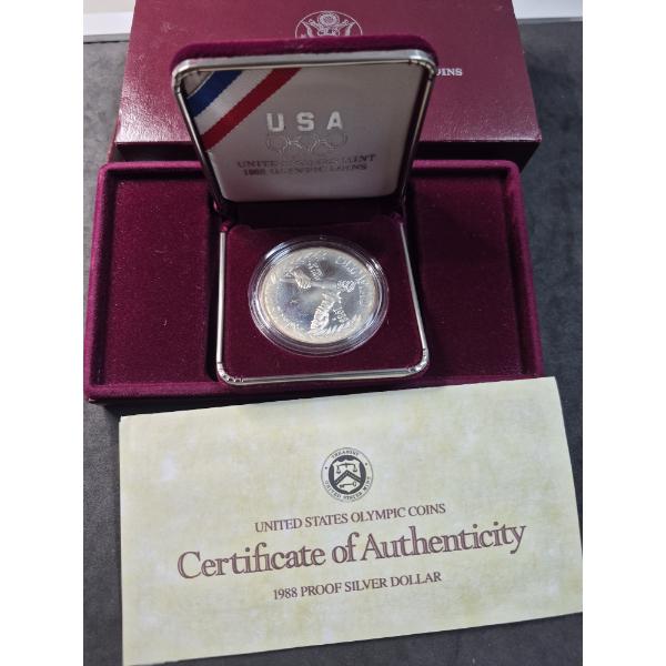 U.S. SILVER COINS - 1988 U.S.OLYMPIC PROOF SILVER DOLLAR IN VELVET CASE - .8594 Tr Oz SILVER