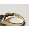 Image 4 : 10K Gold Ring with Emerald-Colored Stones - Size 7 - 2.3g