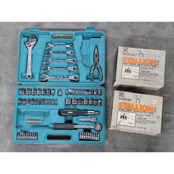 Nice Allied 100 Piece Tool Set In Hard Case And 2 New Sets Of Erecto Pat Sawhorse Brackets