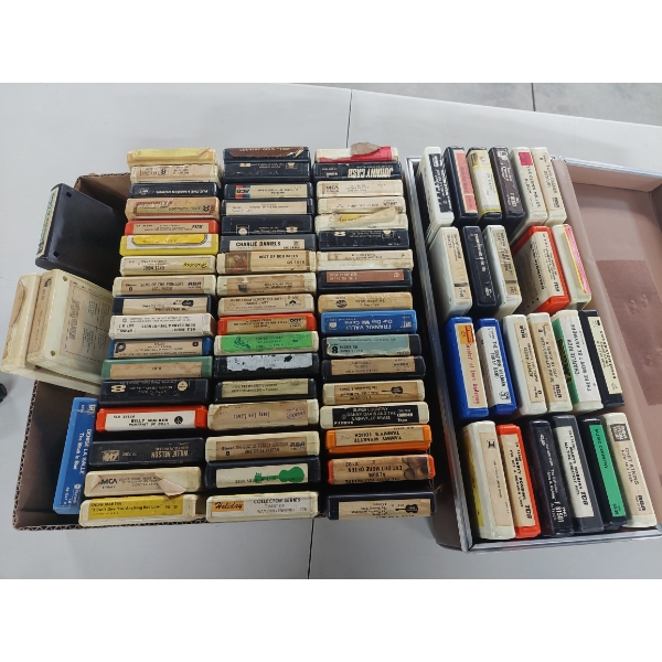 Large Lot Of Collectible 8 Track Audio Cassettes See Pics