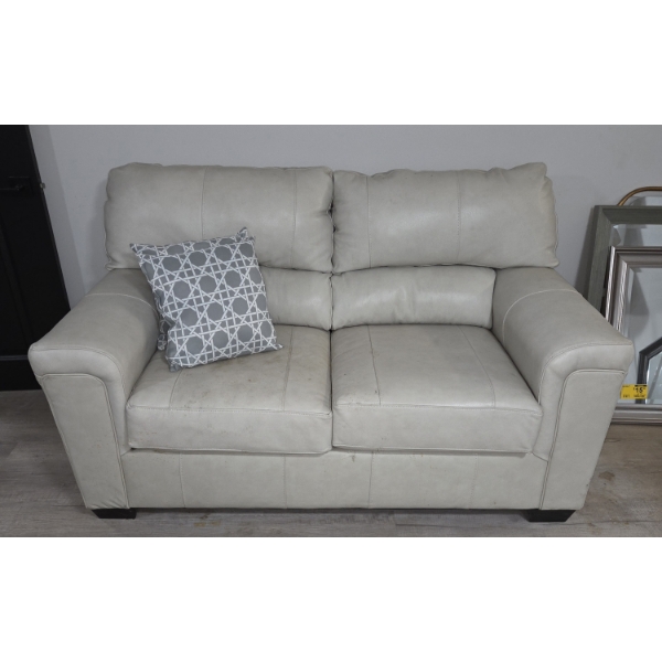 Pick Up Off Site- 115 Ely St. Alliance Oh. Leather Love Seat With Throw Pillows 65''x38''