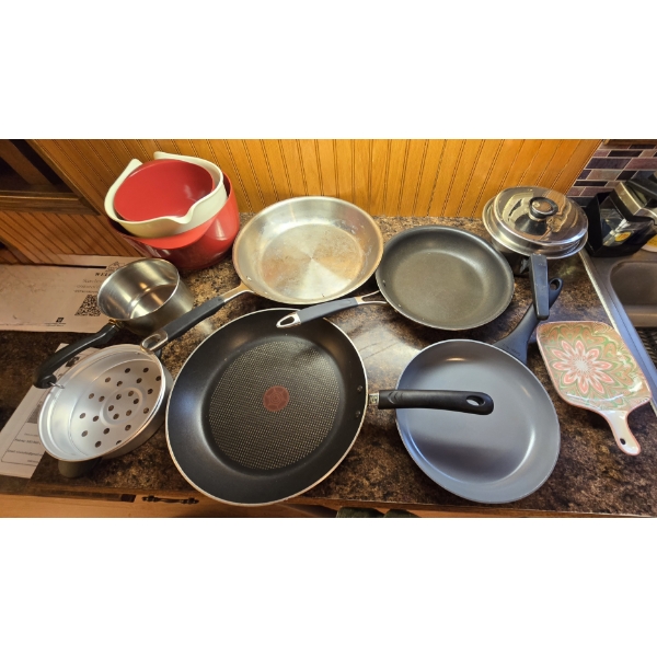 Assorted Sauce Pans, Skillets, Silicone Bottom Mixing Bowls and More - Largest Skillet 12"