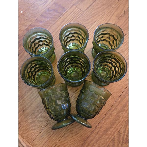 PICKUP IN CANTON - Set Of Eight Vintage Avocado Colored Indiana Glass Old Fashioned Style Glasses

 