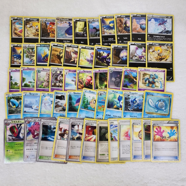 Nice Variety of Assorted Pokemon Trading Cards Including Vintage!