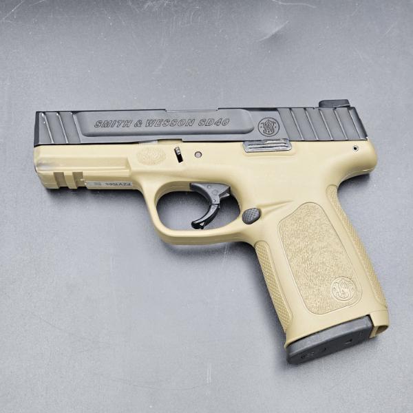 Smith & Wesson SD40 Flat Dark Earth Semi-Automatic Pistol (see description)