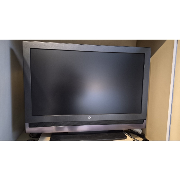 PICKUP IN NORTHFIELD - 32" Westinghouse TV With Remote Exc Condition - See Pics - (All Items noting 