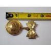 Image 4 : Vintage Floral Etched Gold-Plated Pin Locket 