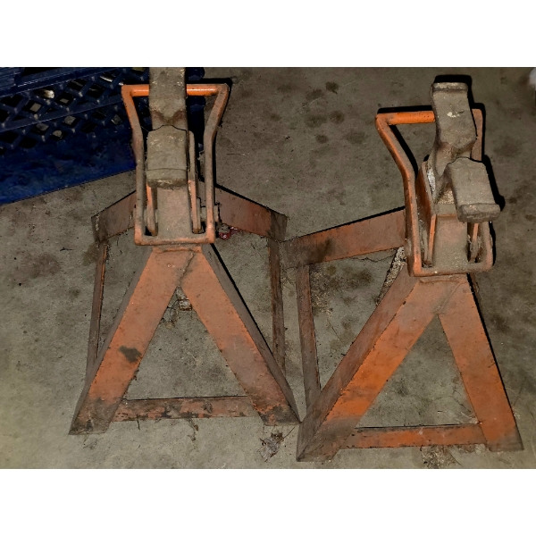 Set of Jack Stands