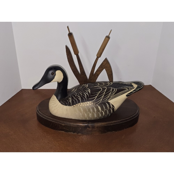 Wooden Duck Figure - 15"W x 9.5"D x 12"H - Has connector to add lamp