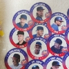 Image 2 : 1996 Schwebel's Promotional Round Baseball Cards with Original Bread Bags
