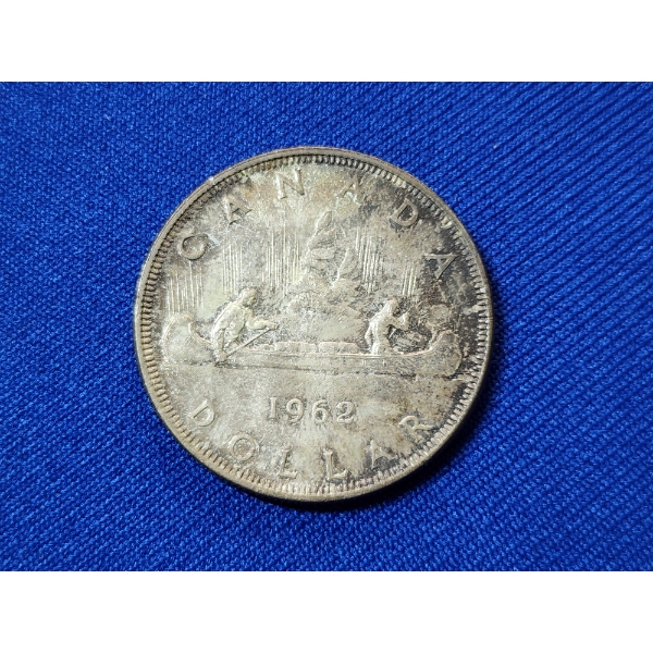 1962 Canada 80% Silver Dollar / ASW: 0.6oz