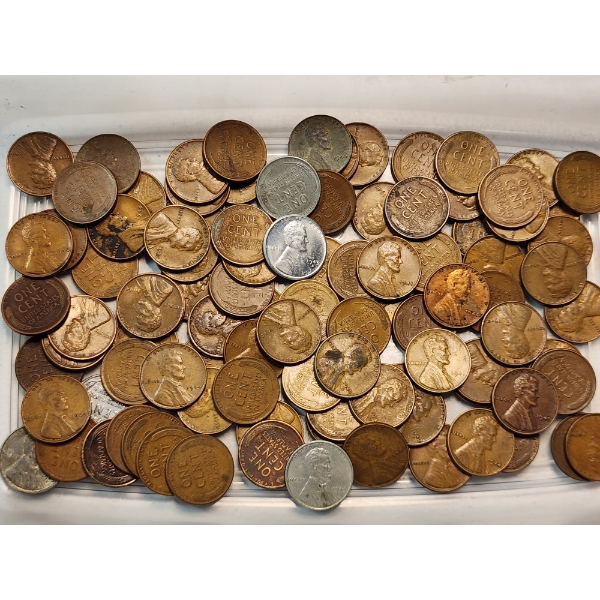 Approx. $1.00 Face Value of Assorted 1940's Lincoln Wheat Pennies 