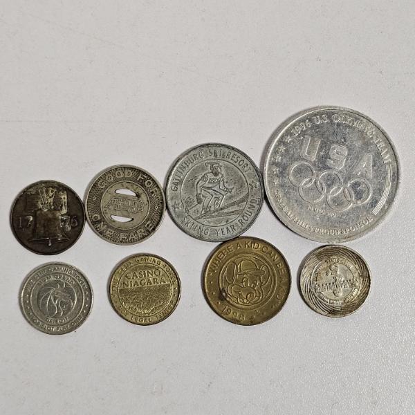 Mixed Lot Of 8 Vintage Amusement Casino Transit And Commemorative Tokens